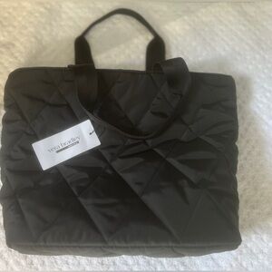 NWT!! Vera Bradley tote bag!